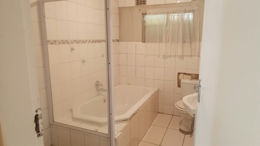 4 Bedroom Property for Sale in Amalinda Eastern Cape